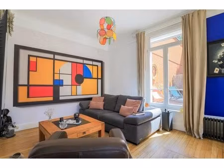 maison de 6 pièces de 133 m² à douai