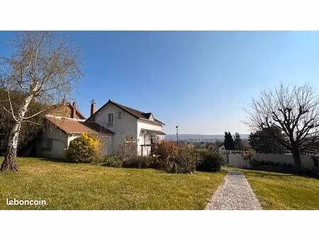 maison 6 pièces 169 m²