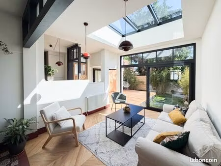 maison 6 pièces 170 m²