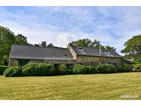 maison 9 pièces 245 m²