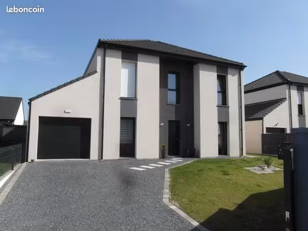 maison cubique récente