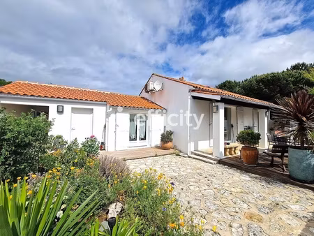 maison 5 pièces - 105 m²