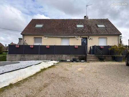 pavillon 6 pièces 147 m²