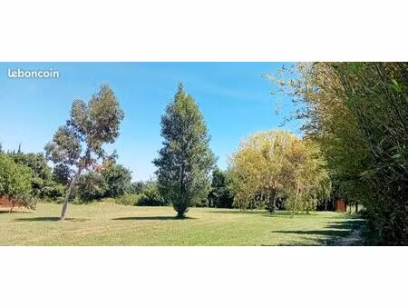 terrain de loisir