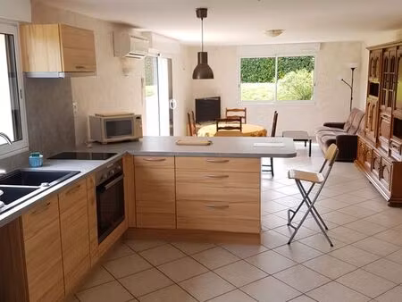 appartement t2 au calme  meublé tout compris
