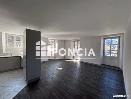 appartement 3 pièces 75 m²