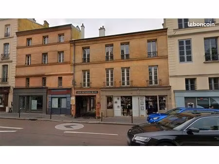 boutique 22 m² versailles