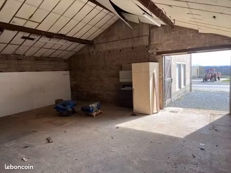 local de stockage/ artisanal et commercial