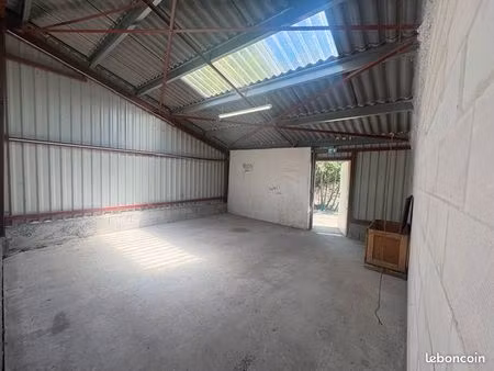 local stockage 36m2 urt