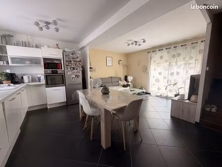 maison 7 pièces 70 m²