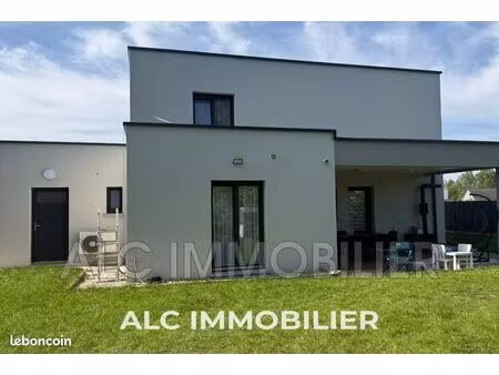 maison 4 pièces 148 m²