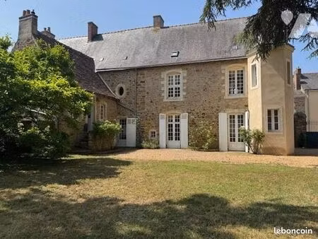 maison 11 pièces 353 m²