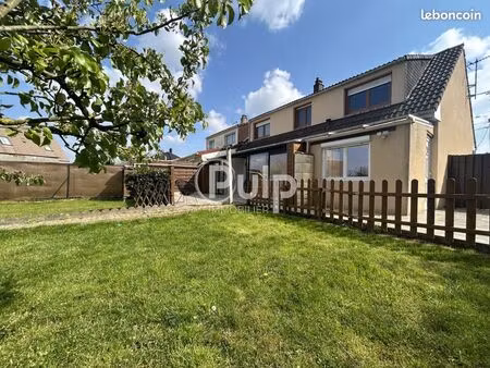 maison 8 pièces 119 m²