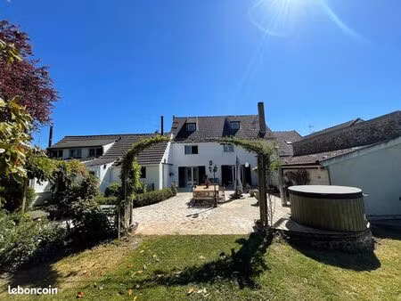 maison & dependances