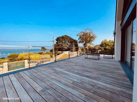 villa en bord de mer