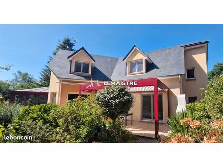 maison 8 pièces 176 m²