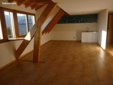 appartement mansardé 3 pièces