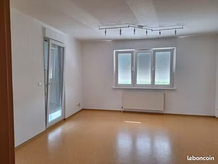 a louer app. 3 pieces 82m2 a gambsheim