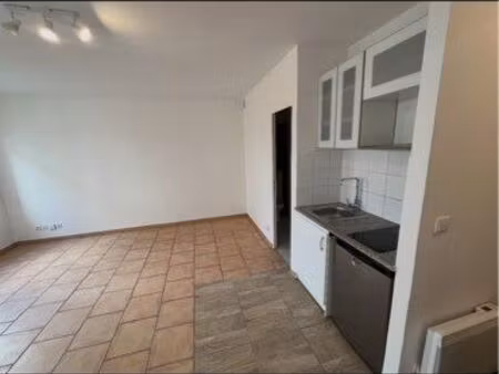 studio 1 pièce 27 m2
