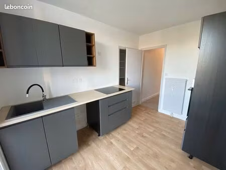 f2 50 m² avec balcons & ascenseur – saint-lô