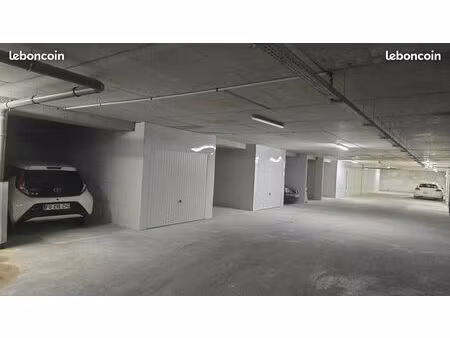 plusieurs boxes à louer – parking / stockage sécurisé par caméras – champs-sur-marne – pro