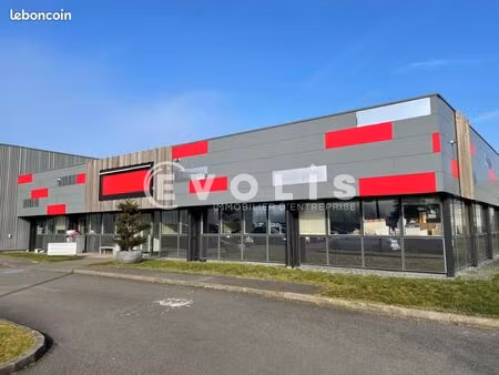 local d'activité 1 800 m²