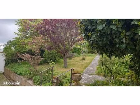 maison 8 pièces 209 m²