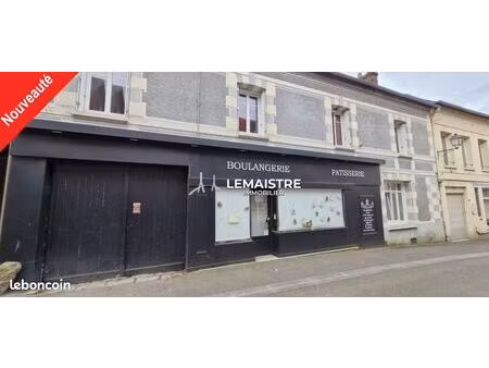 maison 7 pièces 102 m²