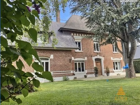 propriété 6 pièces 173 m²