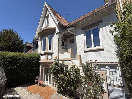maison 6 pièces 145 m²