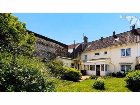 maison 6 pièces 105 m²