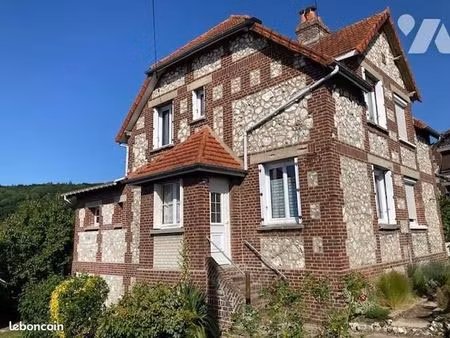maison 5 pièces 84 m²