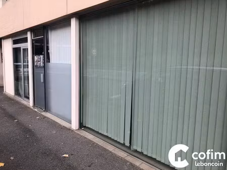 bureaux 55 m² pau