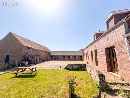 ferme 5 pièces 150 m²