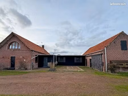 maison style corps de ferme