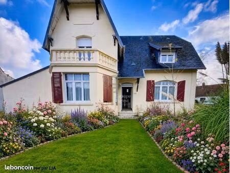 propriété 6 pièces 155 m²