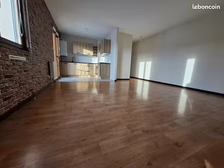 2 pièces disponible fin juillet