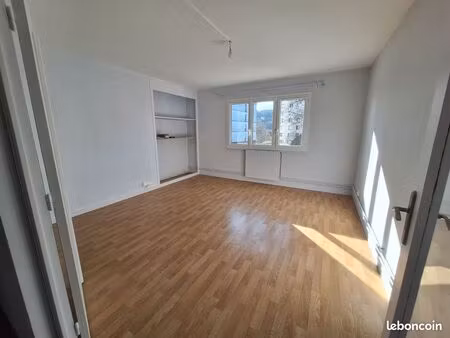 appartement t3 60m2 lumineux  cave  disponible au 1er juillet  locations direct propriétai