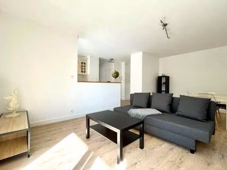 location appartement 2 pièces meublé à montgermont (35760) : à louer 2 pièces meublé / 51m