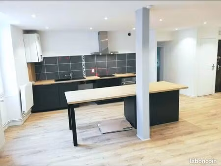 appartement t3 hyper centre voiron 78 m² entièrement rénové