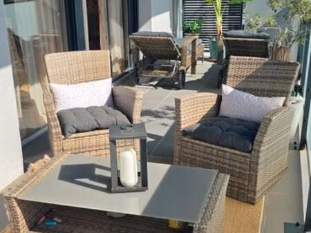 t4 récent avec terrasse