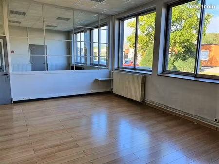 bureaux 220m2 etat impeccable
