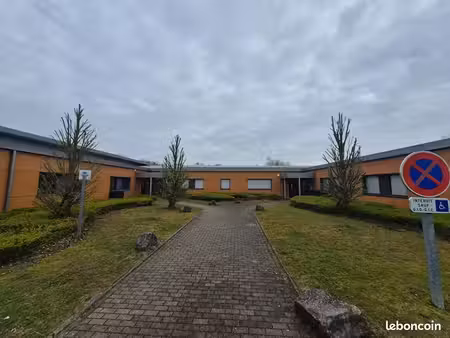 bureaux 385 m²
