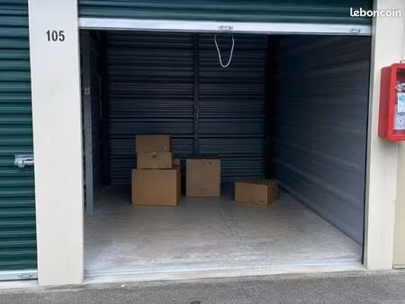 urgent .recherche local box garage de stockage max 50m2 à 5 km autour de limesy  pavilly  