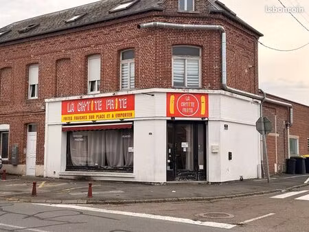 local commercial 135 m² – emplacement d’angle – forte visibilité – libre de bail