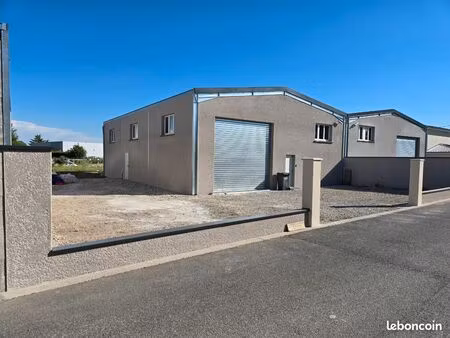 depot - local d'activité 230m2
