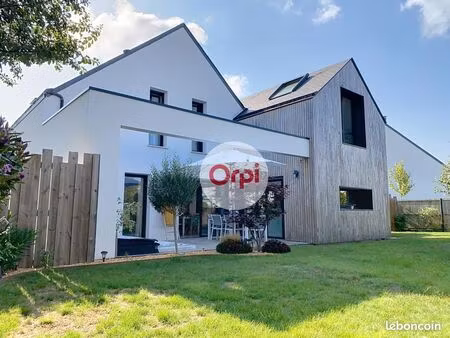 maison 6 pièces 184 m²