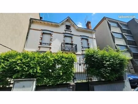 maison 9 pièces 283 m²