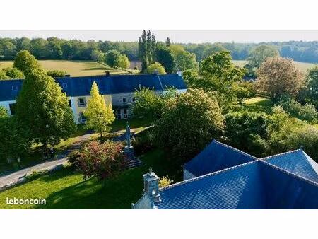 longere 600 m2 dont gite de groupes