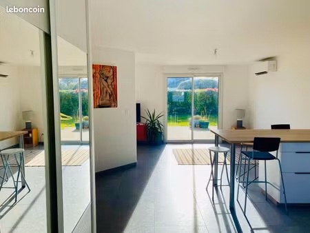 maison récente et contemporaine 96 m² - 3 ch - garage - dpe a - aucun travaux